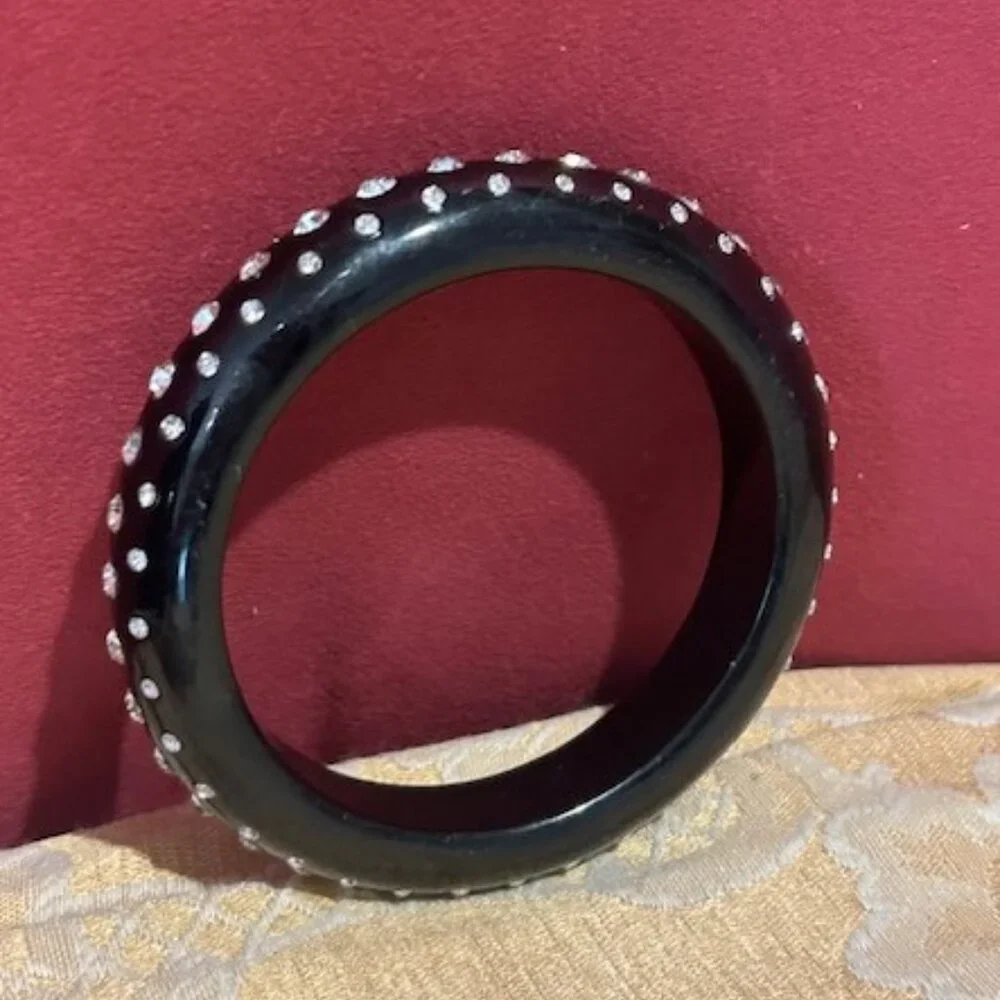 CHUNKY BLACK Rounded Lucite Rhinestone Bangle BRACELET - Picture 5 of 8